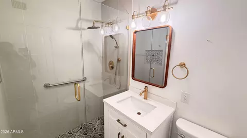Bath - 3230 E Mckinley St, Phoenix, AZ 85008 photo 2 of 2
