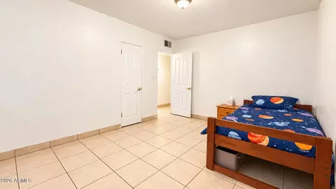 Bedroom - 3230 E Mckinley St, Phoenix, AZ 85008 photo 1 of 4