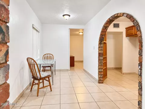 Dining - 3230 E Mckinley St, Phoenix, AZ 85008 photo 2 of 3
