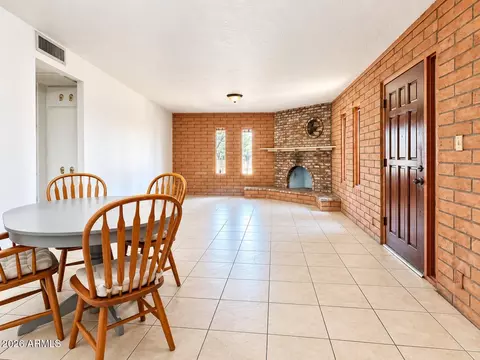 Dining - 3230 E Mckinley St, Phoenix, AZ 85008 photo 3 of 3