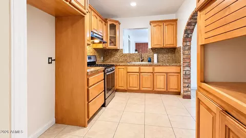 Kitchen - 3230 E Mckinley St, Phoenix, AZ 85008 photo 2 of 2