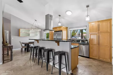 Kitchen - 2915 E Beryl Ave, Phoenix, AZ 85028 photo 2 of 4