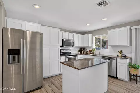 Kitchen - 3531 E Acoma Dr, Phoenix, AZ 85032 photo 2 of 4