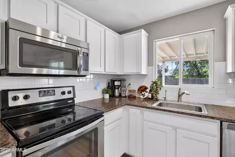 Kitchen - 3531 E Acoma Dr, Phoenix, AZ 85032 photo 4 of 4