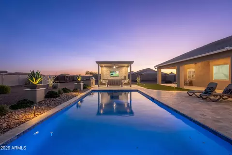 9037 W Garnet Mountain Dr, Casa Grande, AZ 85194