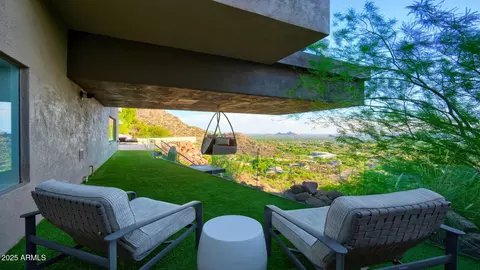 Exterior - 4949 E Red Rock Dr, Phoenix, AZ 85018 photo 1 of 1