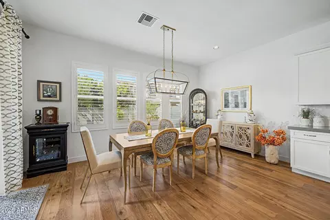 Dining - 3534 E Sagebrush St, Gilbert, AZ 85296 photo 1 of 3