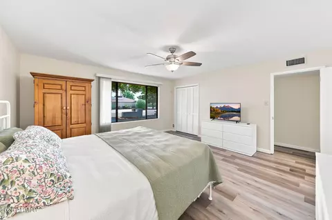 Bedroom - 1202 E Northview Ave, Phoenix, AZ 85020 photo 2 of 4