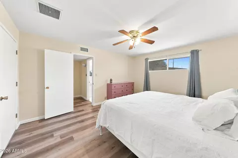 Bedroom - 1202 E Northview Ave, Phoenix, AZ 85020 photo 3 of 4