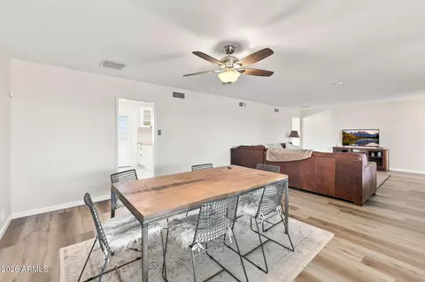 Dining - 1202 E Northview Ave, Phoenix, AZ 85020 photo 2 of 3