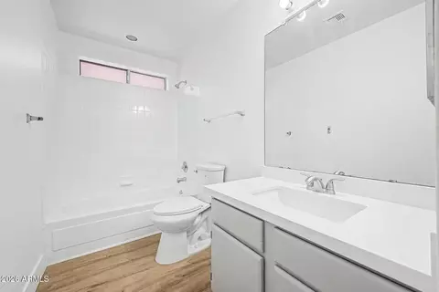 Bath - 6128 E Cicero St, Mesa, AZ 85205 photo 3 of 3