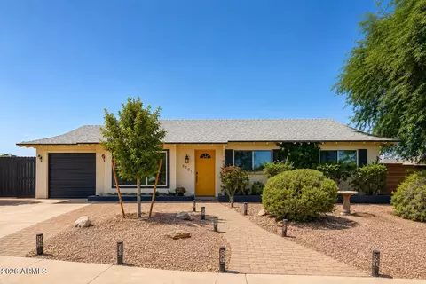 8701 E Cambridge Ave, Scottsdale, AZ 85257