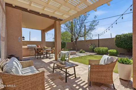 Exterior - 10809 E Boston St, Apache Junction, AZ 85120 photo 5 of 10