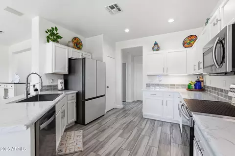 Kitchen - 10809 E Boston St, Apache Junction, AZ 85120 photo 2 of 6