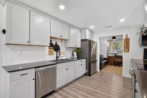 Kitchen - 2062 E Downing St, Mesa, AZ 85213 photo 8 of 8