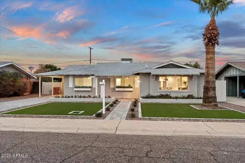 8638 E Highland Ave, Scottsdale, AZ 85251