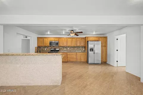 Kitchen - 530 E Rose Ln, Phoenix, AZ 85012 photo 3 of 3
