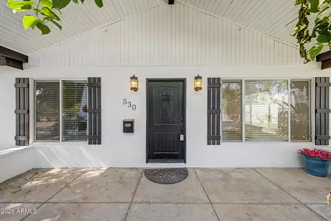 Exterior - 530 E Rose Ln, Phoenix, AZ 85012 photo 6 of 20