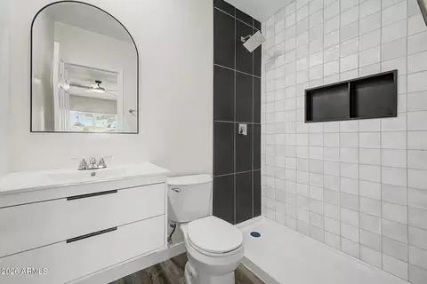 Bath - 828 W Central Ave, Coolidge, AZ 85128 photo 1 of 2