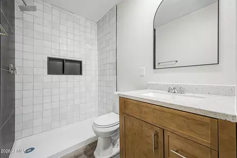 Bath - 828 W Central Ave, Coolidge, AZ 85128 photo 2 of 2