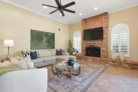 Living - 3544 E Modoc Ct, Phoenix, AZ 85044 photo 1 of 6