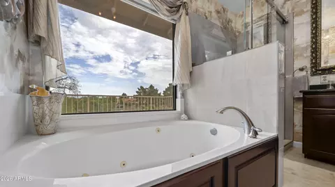 Bath - 42 E Maria Ln, Tempe, AZ 85284 photo 4 of 7