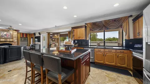 Kitchen - 42 E Maria Ln, Tempe, AZ 85284 photo 2 of 5