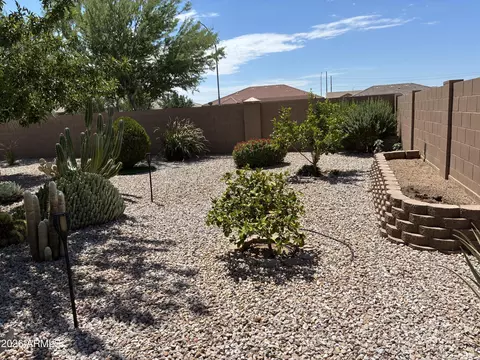Exterior - 11447 E Nell Ave, Mesa, AZ 85209 photo 8 of 20