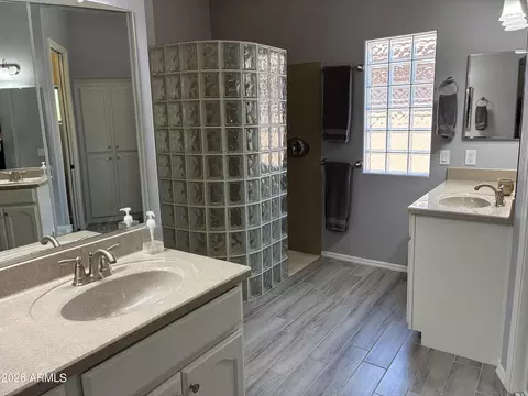 Bath - 11447 E Nell Ave, Mesa, AZ 85209 photo 2 of 9