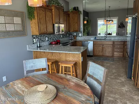 Kitchen - 11447 E Nell Ave, Mesa, AZ 85209 photo 2 of 3