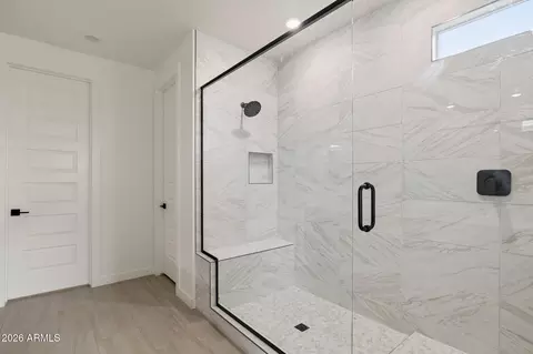 Bath - 2726 E Agave Knoll Rd, Phoenix, AZ 85024 photo 4 of 6