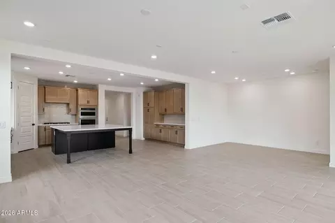 Living - 2726 E Agave Knoll Rd, Phoenix, AZ 85024 photo 2 of 5