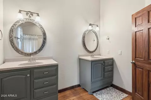 Bath - 3738 W Apache Dr, Happy Jack, AZ 86024 photo 3 of 5
