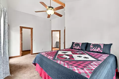 Bedroom - 3738 W Apache Dr, Happy Jack, AZ 86024 photo 4 of 5