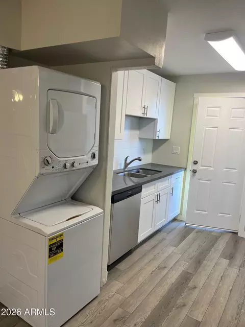 1338 E Fillmore St, Phoenix, AZ 85006 photo 5