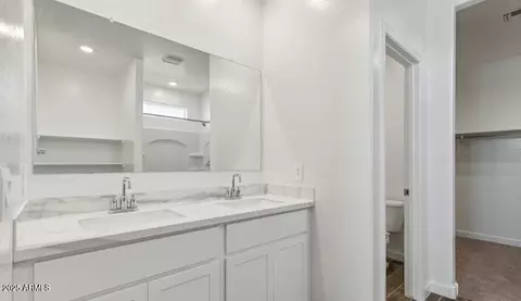 Bath - 2925 W Stearn Ave, Apache Junction, AZ 85120 photo 1 of 2
