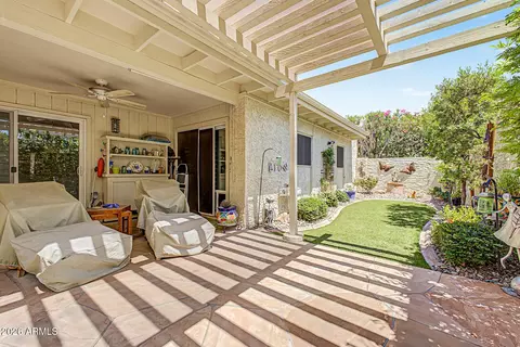 Exterior - 1801 E Winter Dr, Phoenix, AZ 85020 photo 5 of 9
