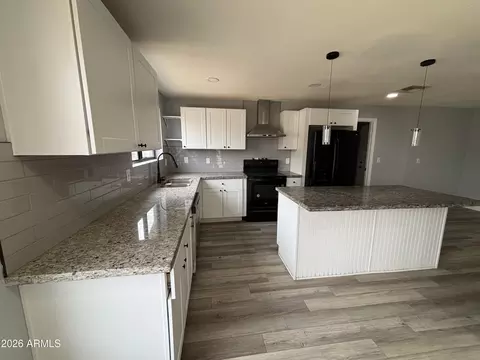 Kitchen - 15039 N 24th Pl, Phoenix, AZ 85032 photo 1 of 2