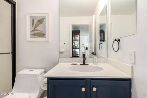 Bath - 2026 E Cortez Dr, Gilbert, AZ 85234 photo 4 of 4