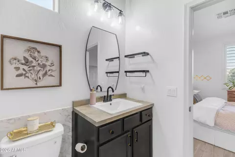 Bath - 3076 E Vallejo Dr, Gilbert, AZ 85298 photo 8 of 12