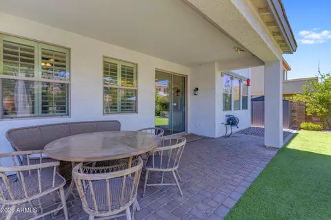 Exterior - 3076 E Vallejo Dr, Gilbert, AZ 85298 photo 7 of 17