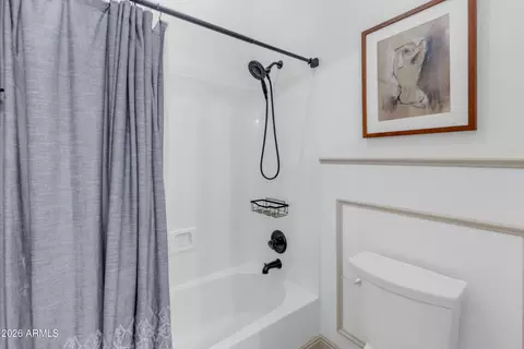 Bath - 3076 E Vallejo Dr, Gilbert, AZ 85298 photo 11 of 12