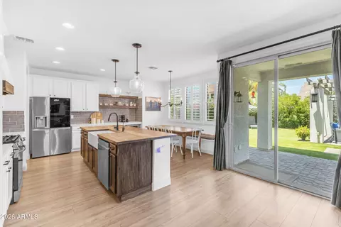 Kitchen - 3076 E Vallejo Dr, Gilbert, AZ 85298 photo 1 of 6