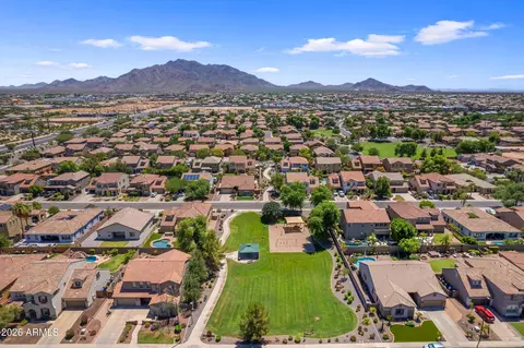 View/Area - 3076 E Vallejo Dr, Gilbert, AZ 85298 photo 4 of 4