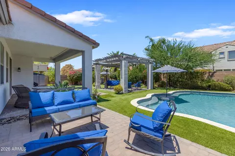 Exterior - 3076 E Vallejo Dr, Gilbert, AZ 85298 photo 8 of 17