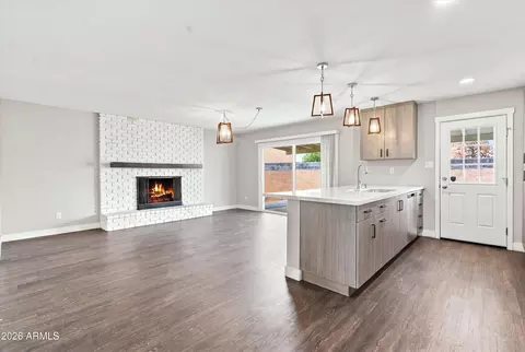 Living - 1726 El Parque Dr, Tempe, AZ 85282 photo 1 of 3
