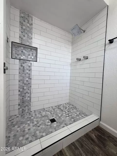 Bath - 4235 W Aster Dr, Phoenix, AZ 85029 photo 3 of 3