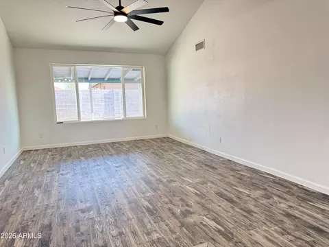 Living - 4235 W Aster Dr, Phoenix, AZ 85029 photo 6 of 6