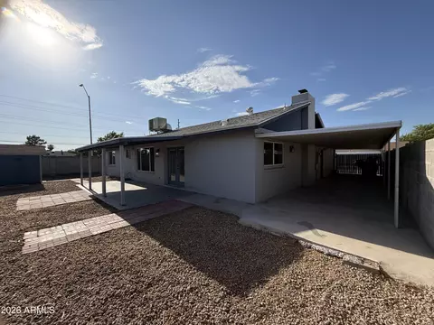 Exterior - 4235 W Aster Dr, Phoenix, AZ 85029 photo 4 of 4