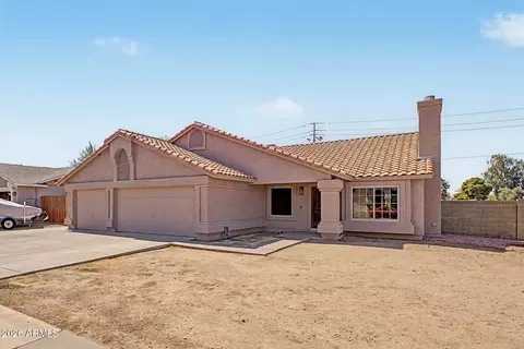 Exterior - 3701 E Renee Dr, Phoenix, AZ 85050 photo 2 of 4